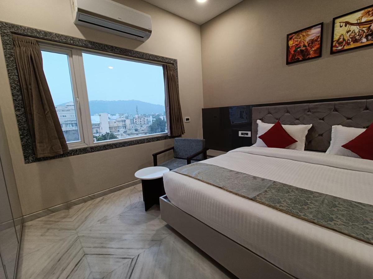Hotel Shri Anand Dham, Nathdwara - 125 Meters Away From The Temple Luaran gambar