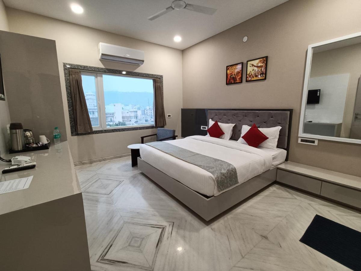 Hotel Shri Anand Dham, Nathdwara - 125 Meters Away From The Temple Luaran gambar