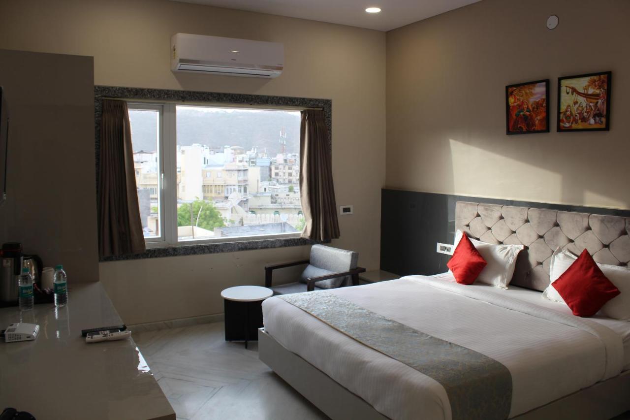 Hotel Shri Anand Dham, Nathdwara - 125 Meters Away From The Temple Luaran gambar